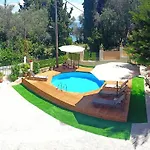Seaside Pool Apartament *