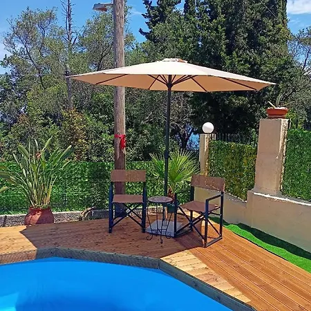 Seaside Pool Mesongi