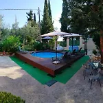 Seaside Pool *