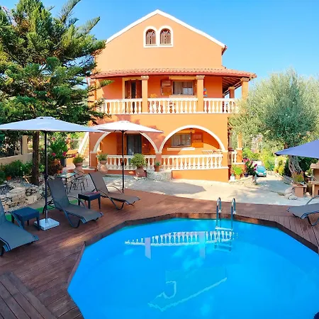 Seaside Pool Appartamento Mesongí